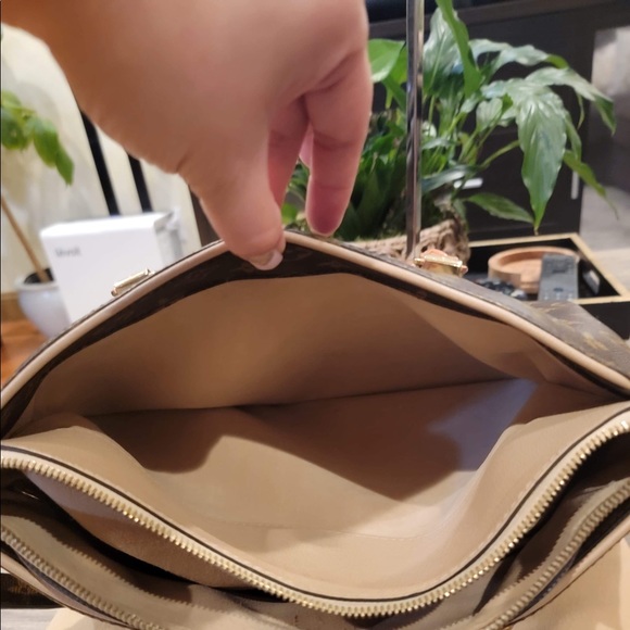 Louis Vuitton Pallace MM - Picture 6 of 10